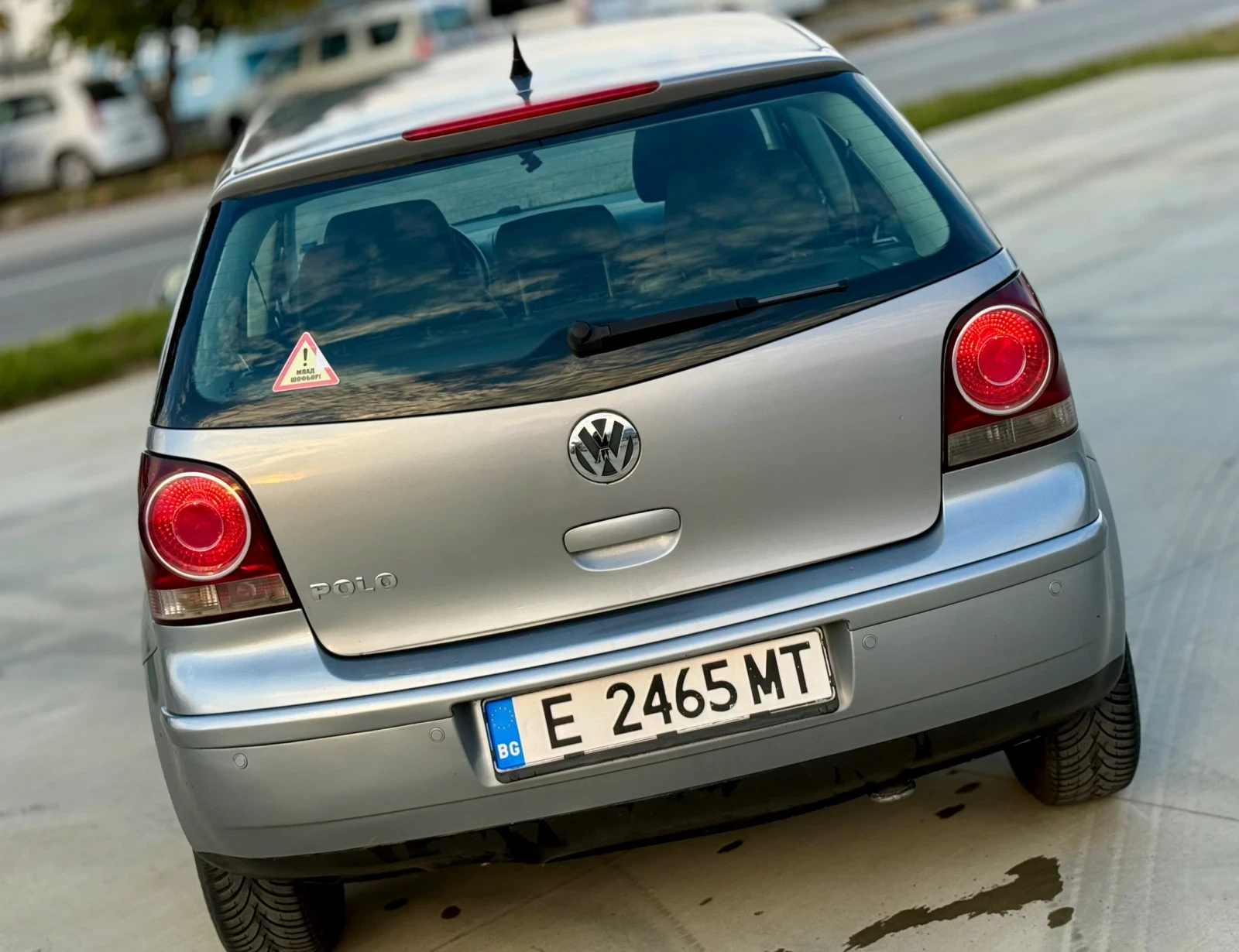VW Polo Tour V 1.2 Бензин - изображение 8 | Auto.bg VW Polo Tour V 1.2 Бензин - изображение 8