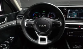 Kia K5 LANE* ASSIST* ПОДГРЕВ* КАМЕРА* КЕЙЛЕС* - 17700 € - 91942626 8 | Car24.bg Kia K5 LANE* ASSIST* ПОДГРЕВ* КАМЕРА* КЕЙЛЕС* - 17700 € - 91942626 8
