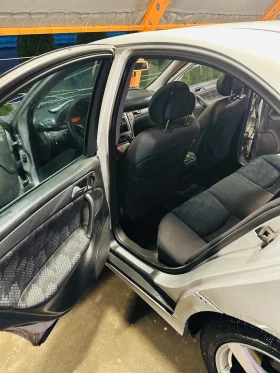 Mercedes-Benz C 270 CDI - 2000 € / 3911.66 лв. - 84802758 10 | Car24.bg Mercedes-Benz C 270 CDI - 2000 € / 3911.66 лв. - 84802758 10