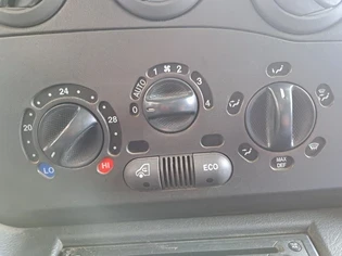 Iveco Daily 35C14 3.0HPI * * КЛИМАТИК* *  - изображение 2 | Auto.bg Iveco Daily 35C14 3.0HPI * * КЛИМАТИК* *  - изображение 2