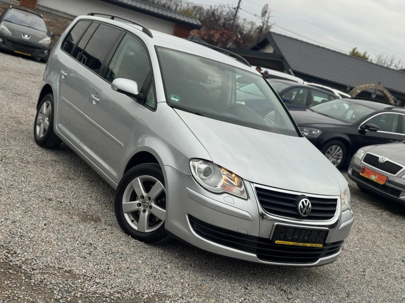 VW Touran 2.0TDI 140кс 7-места АВТОМАТИК НАВИ МУЛТИ-ВОЛАН - 8700 лв. / 4448.24 € - 75619927 1 | Car24.bg VW Touran 2.0TDI 140кс 7-места АВТОМАТИК НАВИ МУЛТИ-ВОЛАН - 8700 лв. / 4448.24 € - 75619927 1