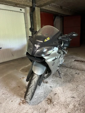 Kawasaki Zxr 600