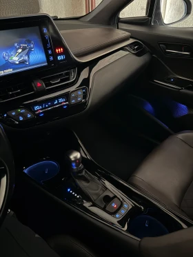 Toyota C-HR 1.8 Hybrid Lounge, Distronic, Keyless, e-CVT - 15200 € / 29728.62 лв. - 46279481 11 | Car24.bg Toyota C-HR 1.8 Hybrid Lounge, Distronic, Keyless, e-CVT - 15200 € / 29728.62 лв. - 46279481 11