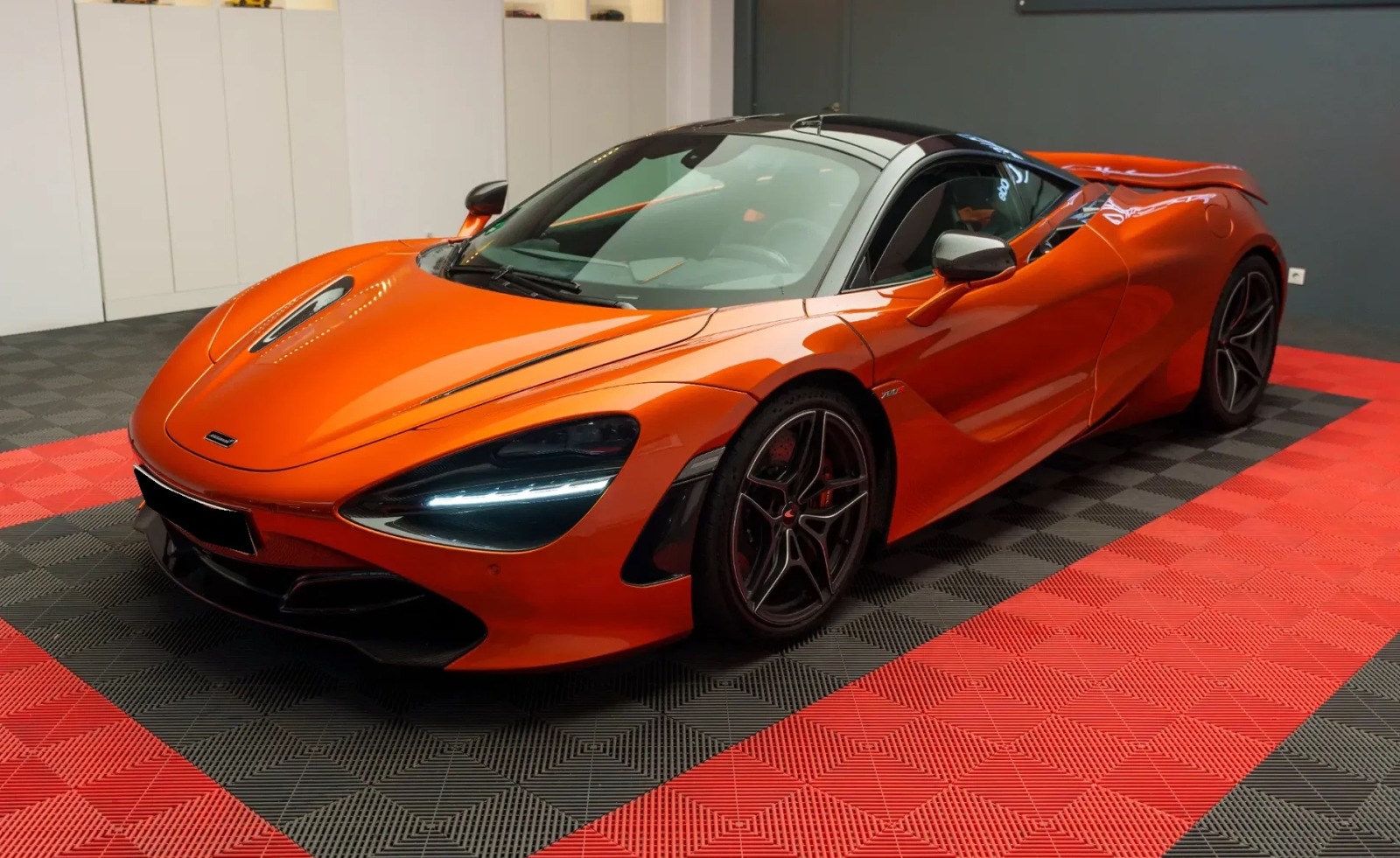 McLaren 720 S  4.0 V8 - [1] 