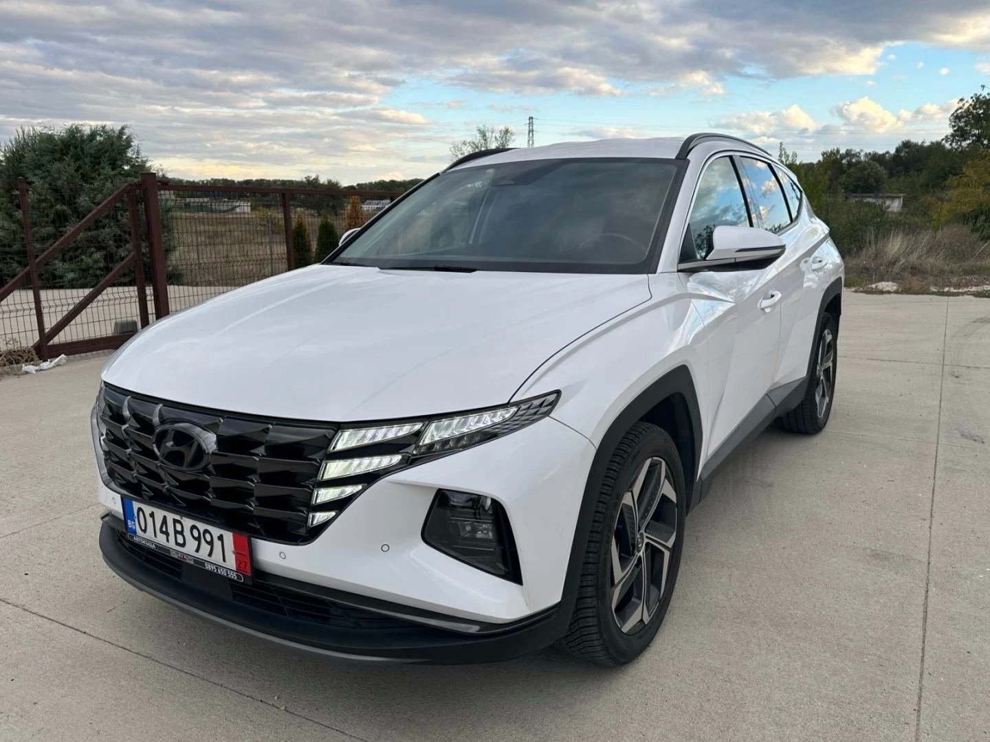 Hyundai Tucson 1.6 HEV Hybrid/Exellence/230к.с/70000км/Гаранция - изображение 7 | Auto.bg Hyundai Tucson 1.6 HEV Hybrid/Exellence/230к.с/70000км/Гаранция - изображение 7