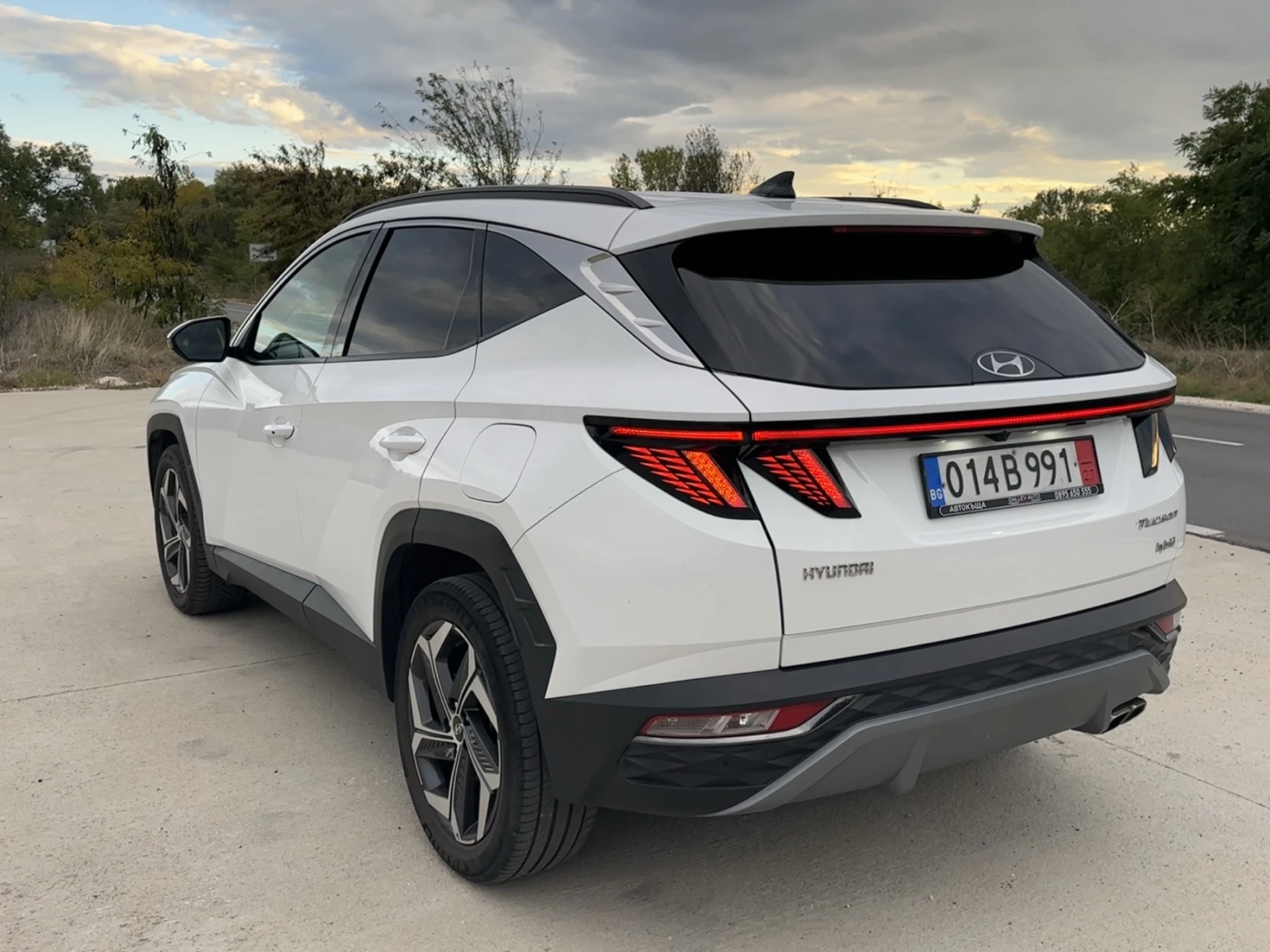 Hyundai Tucson 1.6 HEV Hybrid/Exellence/230к.с/70000км/Гаранция - изображение 6 | Auto.bg Hyundai Tucson 1.6 HEV Hybrid/Exellence/230к.с/70000км/Гаранция - изображение 6