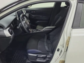 Toyota C-HR LE CARFAX - 19500 € / 38138.68 лв. - 51454632 5 | Car24.bg Toyota C-HR LE CARFAX - 19500 € / 38138.68 лв. - 51454632 5