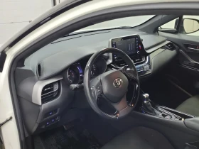 Toyota C-HR LE CARFAX - 19500 € / 38138.68 лв. - 51454632 10 | Car24.bg Toyota C-HR LE CARFAX - 19500 € / 38138.68 лв. - 51454632 10