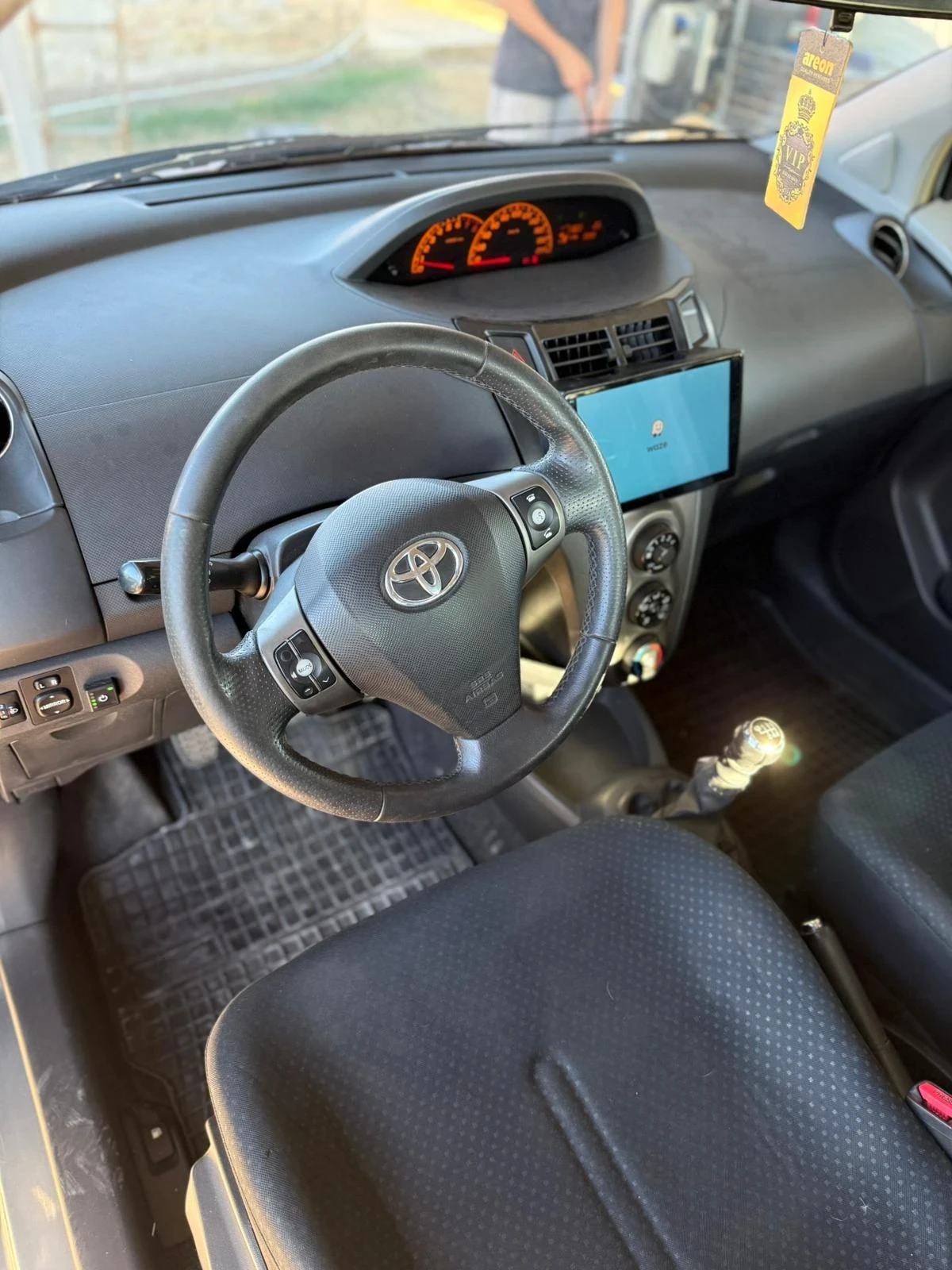 Toyota Yaris 1.33 VVT-I  - изображение 9 | Auto.bg Toyota Yaris 1.33 VVT-I  - изображение 9