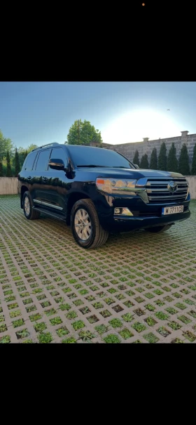 Toyota Land cruiser 5.7 - 91000 € / 177980.53 лв. - 54082300 7 | Car24.bg Toyota Land cruiser 5.7 - 91000 € / 177980.53 лв. - 54082300 7