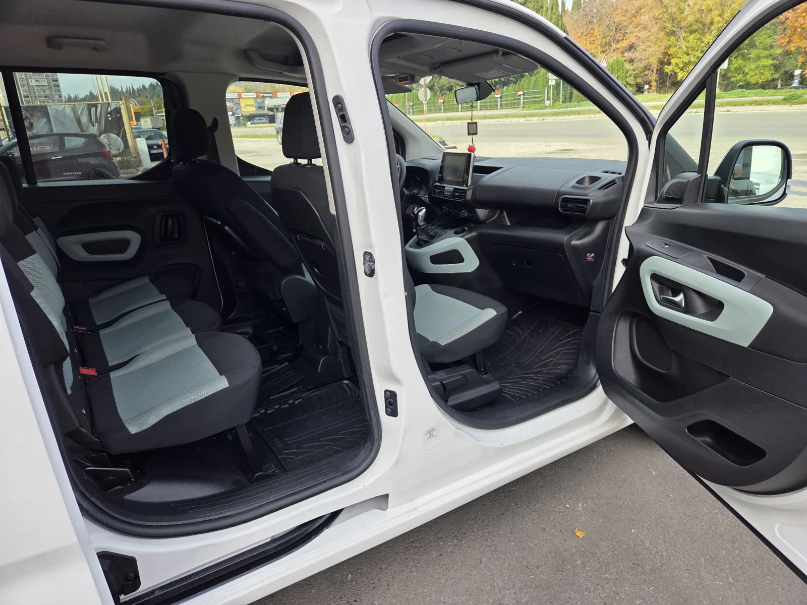 Citroen Berlingo 1, 5 tdi 102 hp - изображение 9 | Auto.bg Citroen Berlingo 1, 5 tdi 102 hp - изображение 9