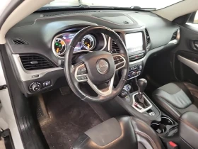 Jeep Cherokee * TRAILHAWK * CARFAX * ЦЕНА ДО БЪЛГАРИЯ - 25600 лв. / 13089.07 € - 81711164 9 | Car24.bg Jeep Cherokee * TRAILHAWK * CARFAX * ЦЕНА ДО БЪЛГАРИЯ - 25600 лв. / 13089.07 € - 81711164 9