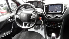 Peugeot 208 TECH EDITION | Auto.bg — изображение 12 Peugeot 208 TECH EDITION | Auto.bg — изображение 12