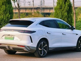 Denza N7 PERFORMANCE MAX | 530hp AWD | 3.9s | 91.3kWh | Auto.bg — изображение 6 Denza N7 PERFORMANCE MAX | 530hp AWD | 3.9s | 91.3kWh | Auto.bg — изображение 6