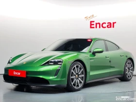 Porsche Taycan Base