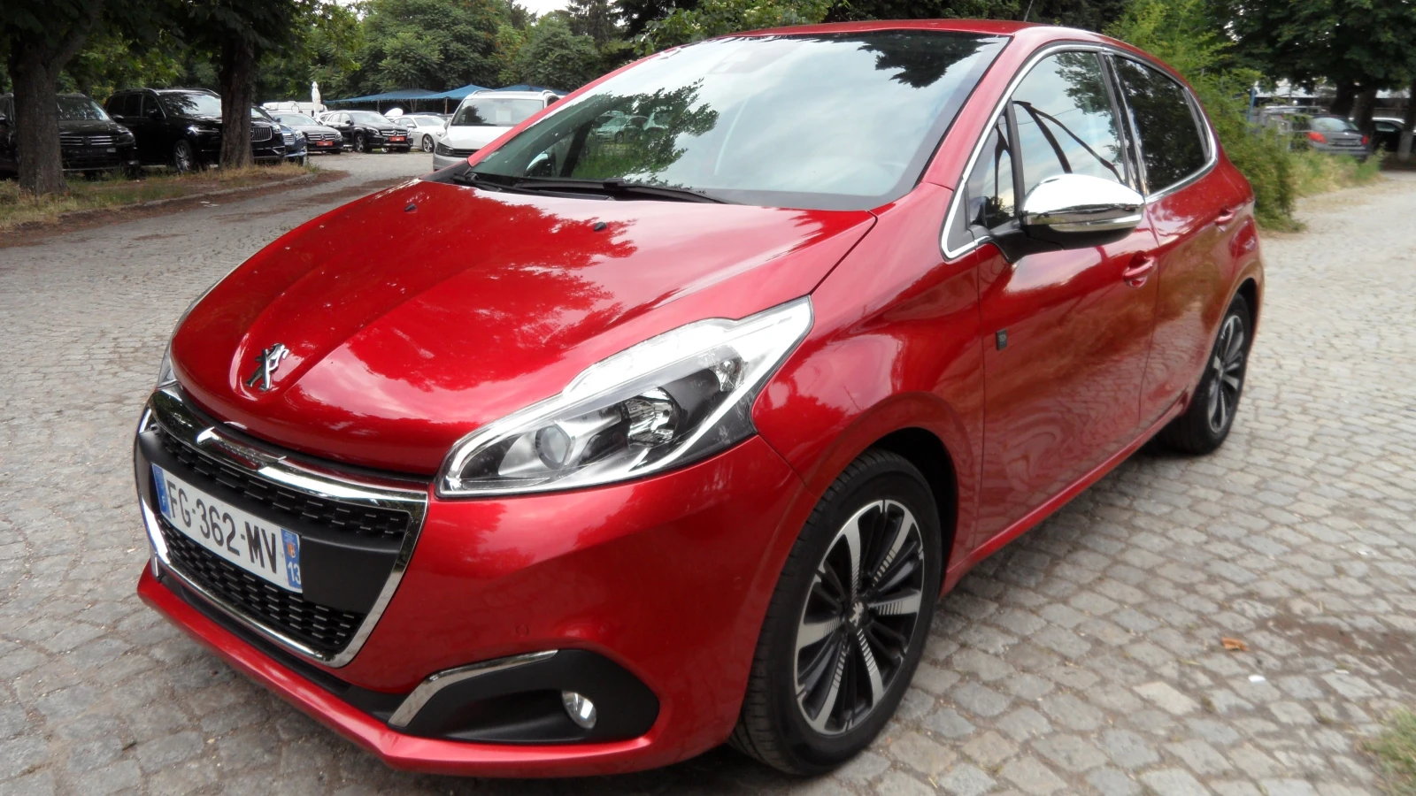 Peugeot 208 TECH EDITION | Auto.bg — изображение 1 Peugeot 208 TECH EDITION | Auto.bg — изображение 1