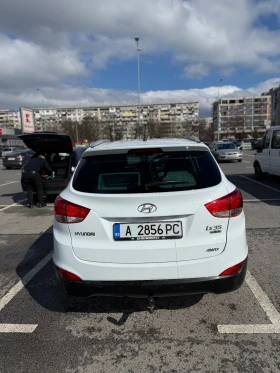 Hyundai IX35 136CRDI Start Stop 4х4 FULL - 8300 € / 16233.39 лв. - 72350328 5 | Car24.bg Hyundai IX35 136CRDI Start Stop 4х4 FULL - 8300 € / 16233.39 лв. - 72350328 5