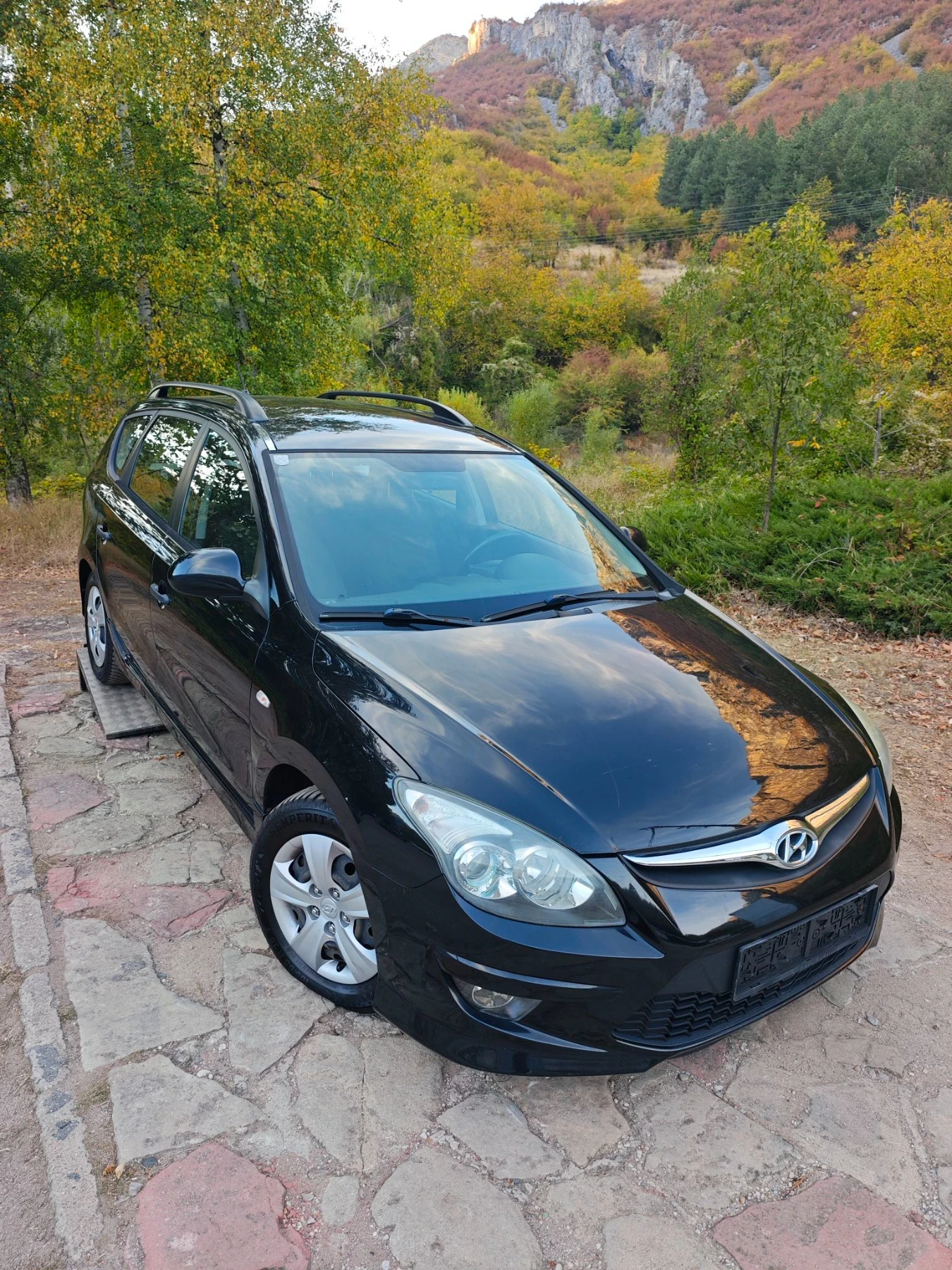 Hyundai I30 1.6CRDI 90кс 6ск. | Auto.bg — изображение 1 Hyundai I30 1.6CRDI 90кс 6ск. | Auto.bg — изображение 1
