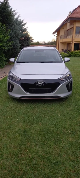 Hyundai Ioniq 99.9% SOH Comfort - 12900 € / 25230.21 лв. - 43980514 2 | Car24.bg Hyundai Ioniq 99.9% SOH Comfort - 12900 € / 25230.21 лв. - 43980514 2