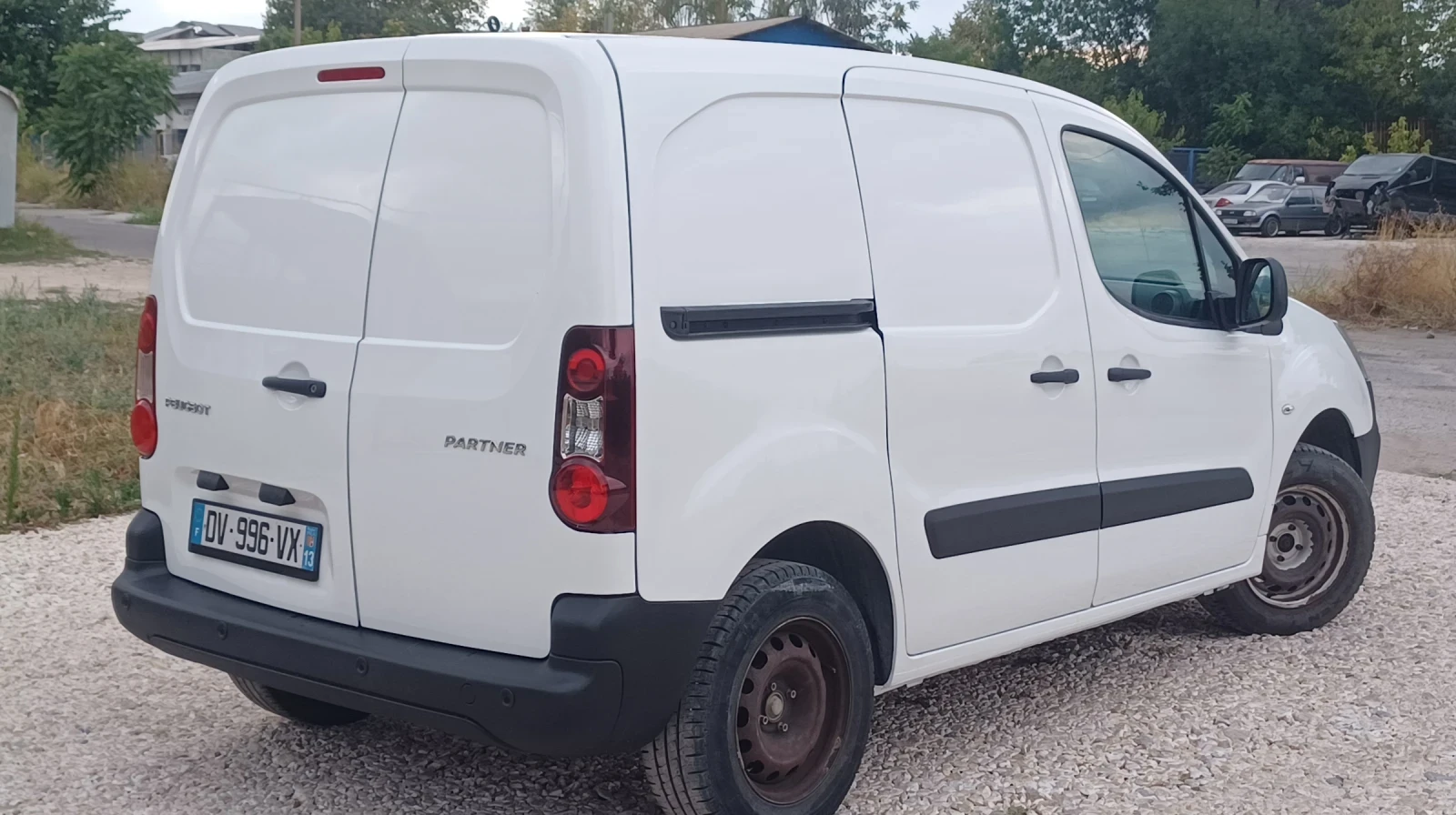 Peugeot Partner 1.6HDI - изображение 4 | Auto.bg Peugeot Partner 1.6HDI - изображение 4