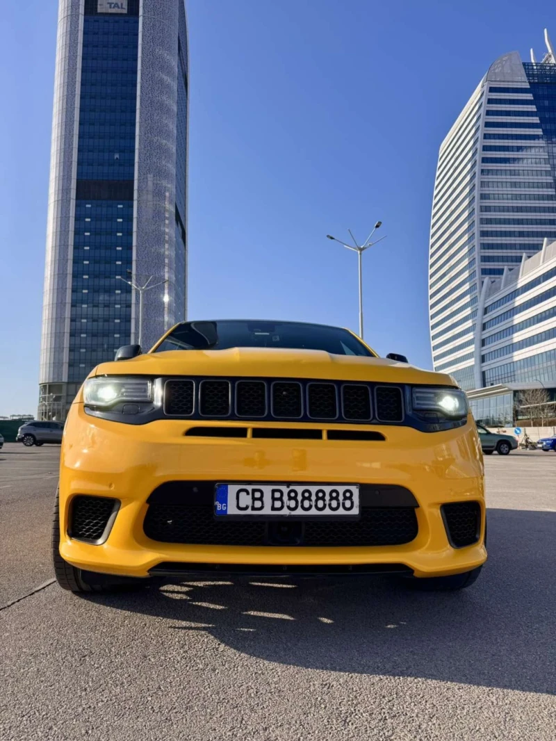 Jeep Grand cherokee TRACK HAWK - 82500 € / 161355.98 лв. - 20805123 1 | Car24.bg Jeep Grand cherokee TRACK HAWK - 82500 € / 161355.98 лв. - 20805123 1