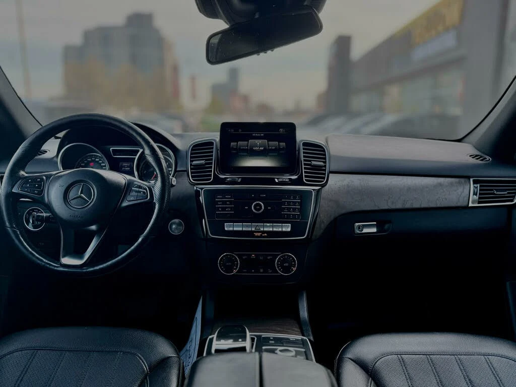 Mercedes-Benz GLE 350 * АВТО КРЕДИТ* ЦЕНА ДО БГ * СЕРВИЗНА ИСТОРИЯ *  - изображение 8 | Auto.bg Mercedes-Benz GLE 350 * АВТО КРЕДИТ* ЦЕНА ДО БГ * СЕРВИЗНА ИСТОРИЯ *  - изображение 8