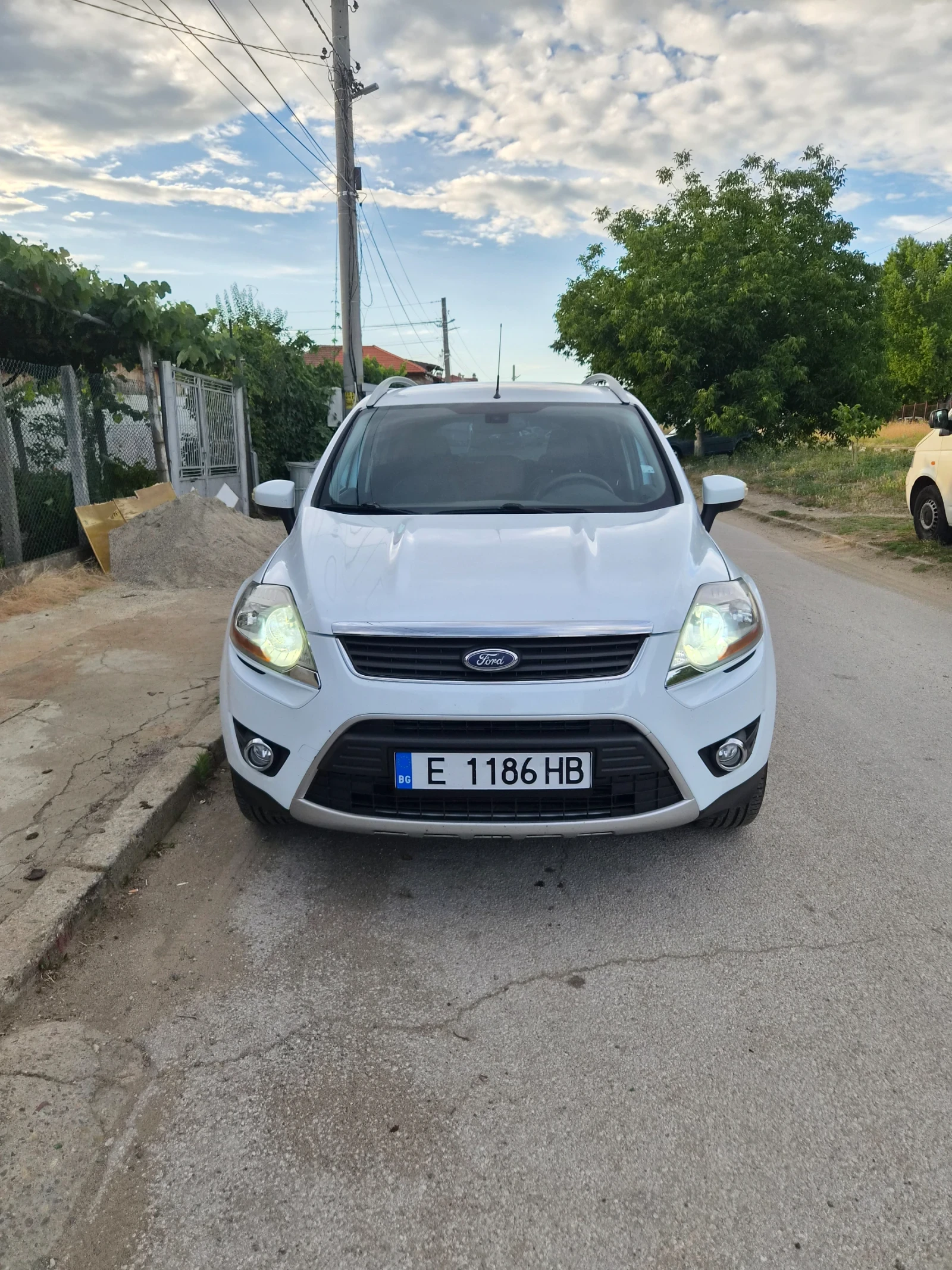 Ford Kuga undefined | Auto.bg — изображение 1 Ford Kuga undefined | Auto.bg — изображение 1