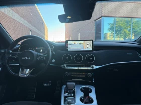 Kia Stinger GT 3.3 AWD / LIMITED / H&K / ОБДУХВАНЕ - 47700 лв. / 24388.62 € - 77079601 8 | Car24.bg Kia Stinger GT 3.3 AWD / LIMITED / H&K / ОБДУХВАНЕ - 47700 лв. / 24388.62 € - 77079601 8