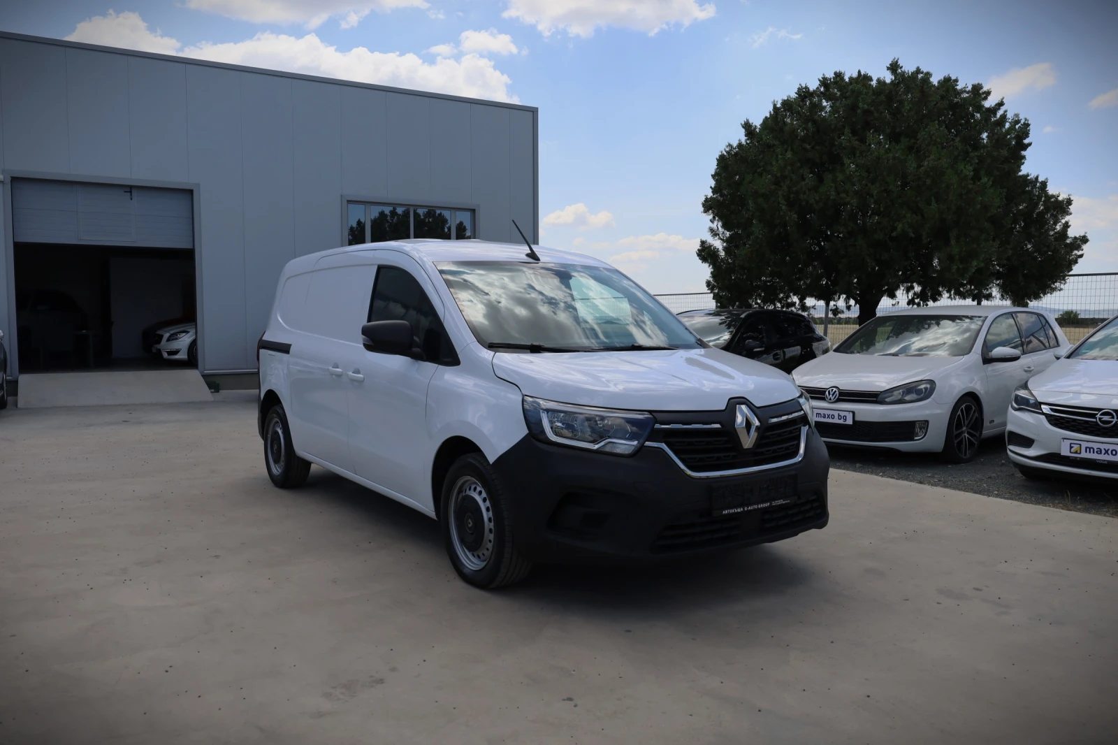 Renault Kangoo undefined | Auto.bg — изображение 1 Renault Kangoo undefined | Auto.bg — изображение 1