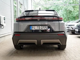 Toyota C-HR + Lounge AWD Navi 360 Kamera LED Carplay | Auto.bg — изображение 4 Toyota C-HR + Lounge AWD Navi 360 Kamera LED Carplay | Auto.bg — изображение 4