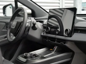 Toyota C-HR + Lounge AWD Navi 360 Kamera LED Carplay | Auto.bg — изображение 6 Toyota C-HR + Lounge AWD Navi 360 Kamera LED Carplay | Auto.bg — изображение 6
