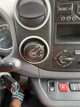 Peugeot Partner undefined | Auto.bg — изображение 15 Peugeot Partner undefined | Auto.bg — изображение 15
