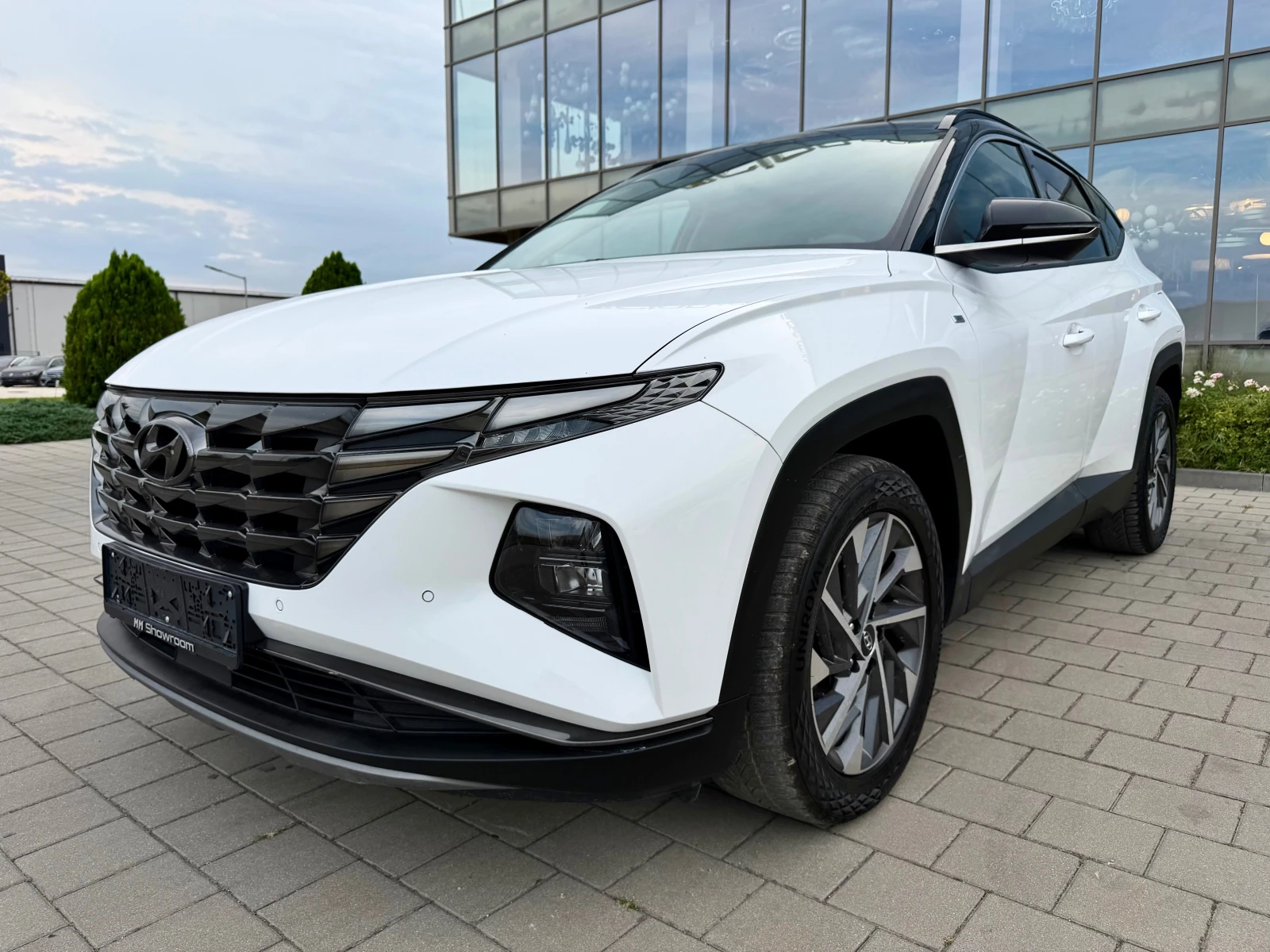 Hyundai Tucson PREMIUM-4X4-KEYLESS-GO-КАМЕРА-DISTRONIC-BLIND-SPOT | Auto.bg — изображение 1 Hyundai Tucson PREMIUM-4X4-KEYLESS-GO-КАМЕРА-DISTRONIC-BLIND-SPOT | Auto.bg — изображение 1