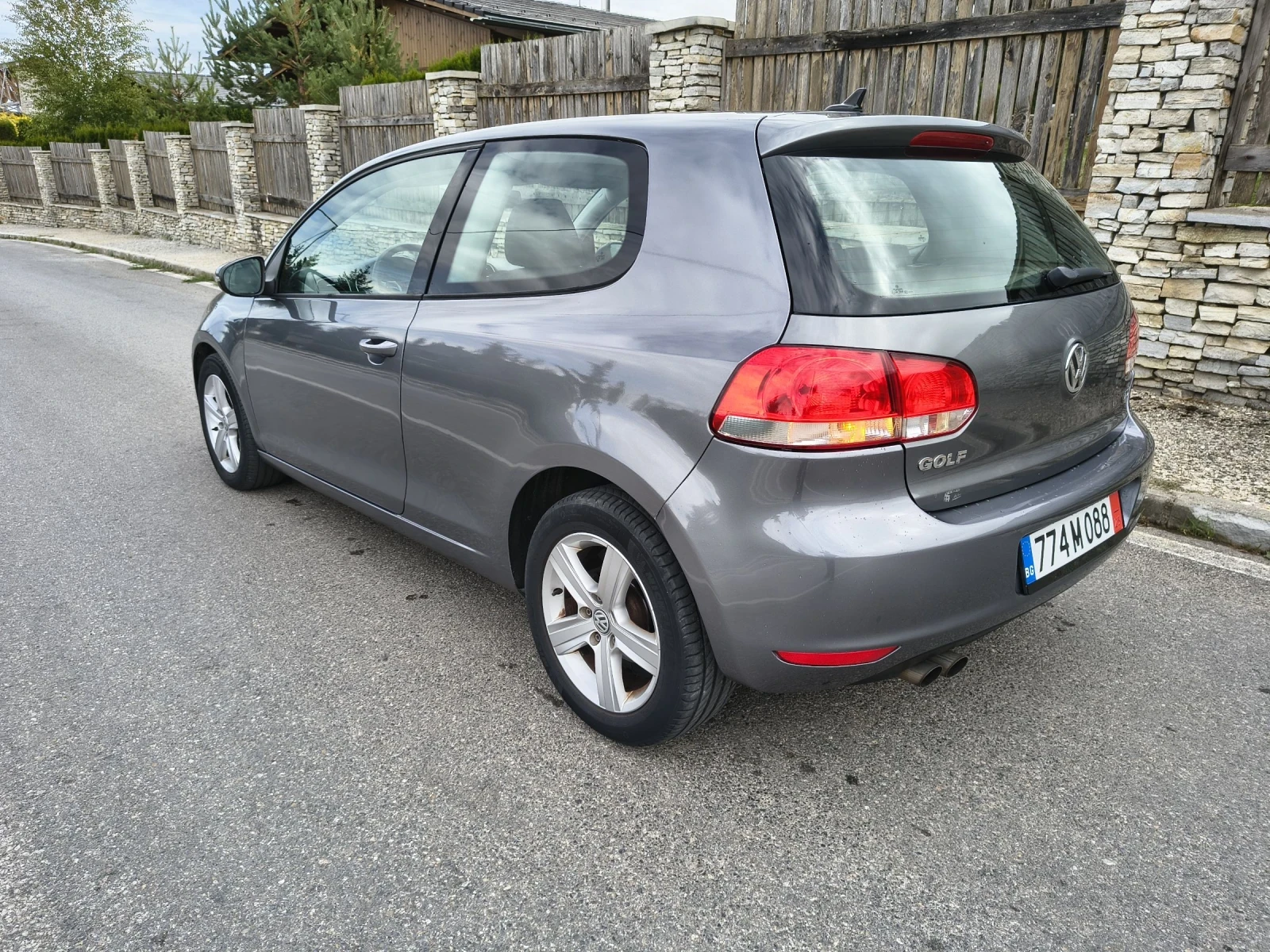 VW Golf 2, 0 tdi 110kc.avtomat - изображение 7 | Auto.bg VW Golf 2, 0 tdi 110kc.avtomat - изображение 7