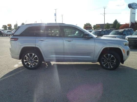 Jeep Grand cherokee * OVERLAND, LEATHER, HEADS UP DISPLAY, LOADED! * C - 32999 € - 37211782 4 | Car24.bg Jeep Grand cherokee * OVERLAND, LEATHER, HEADS UP DISPLAY, LOADED! * C - 32999 € - 37211782 4