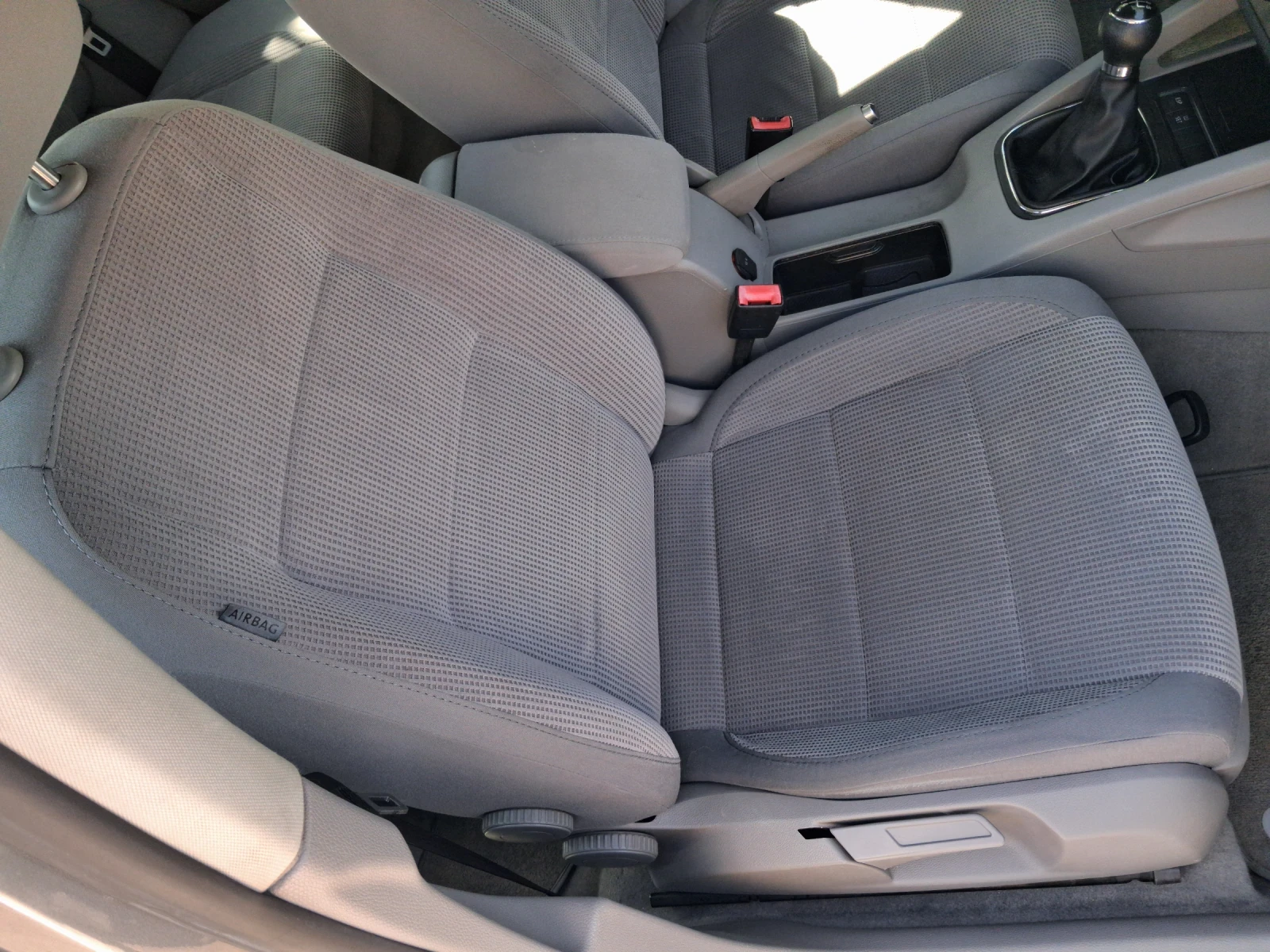 VW Jetta 1.9TDI 105ps - изображение 10 | Auto.bg VW Jetta 1.9TDI 105ps - изображение 10