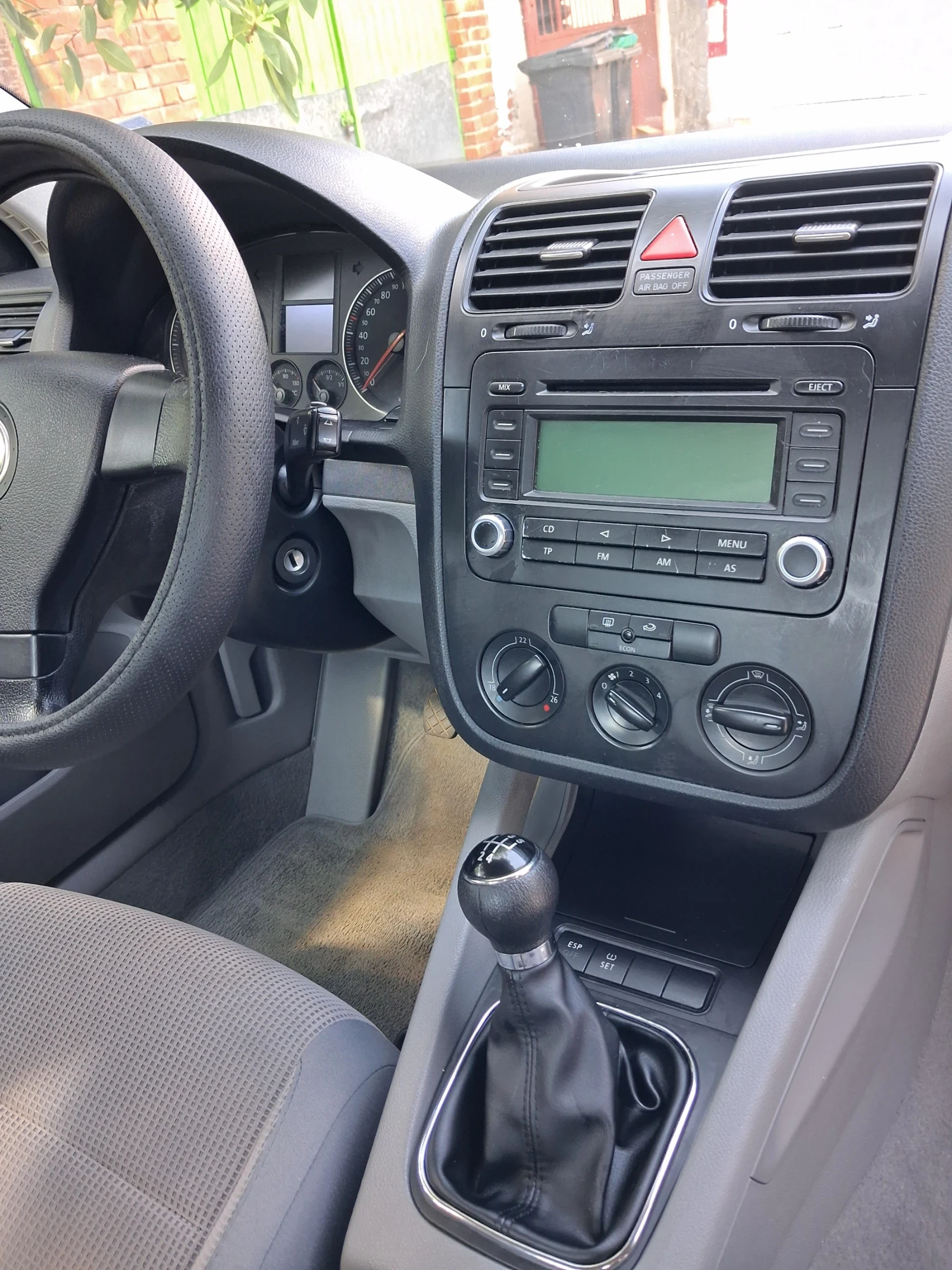 VW Jetta 1.9TDI 105ps - изображение 6 | Auto.bg VW Jetta 1.9TDI 105ps - изображение 6