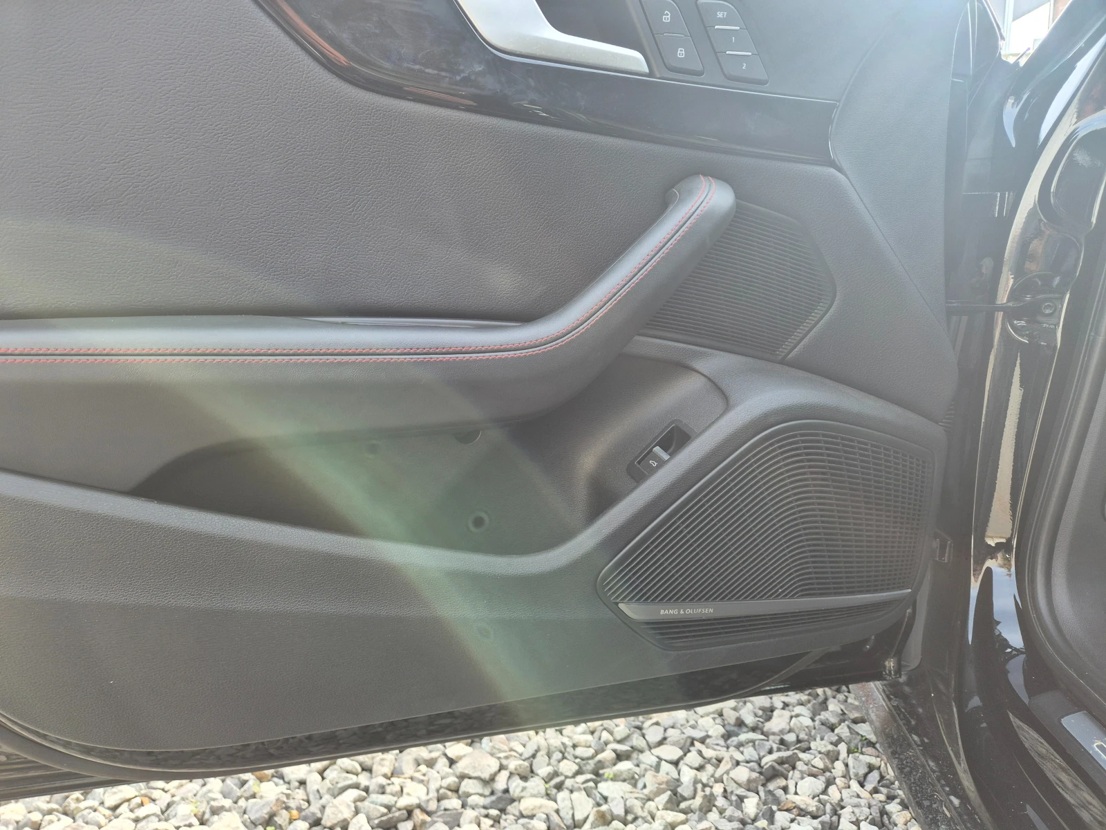 Audi A4 2.0tfsi sline  - изображение 9 | Auto.bg Audi A4 2.0tfsi sline  - изображение 9