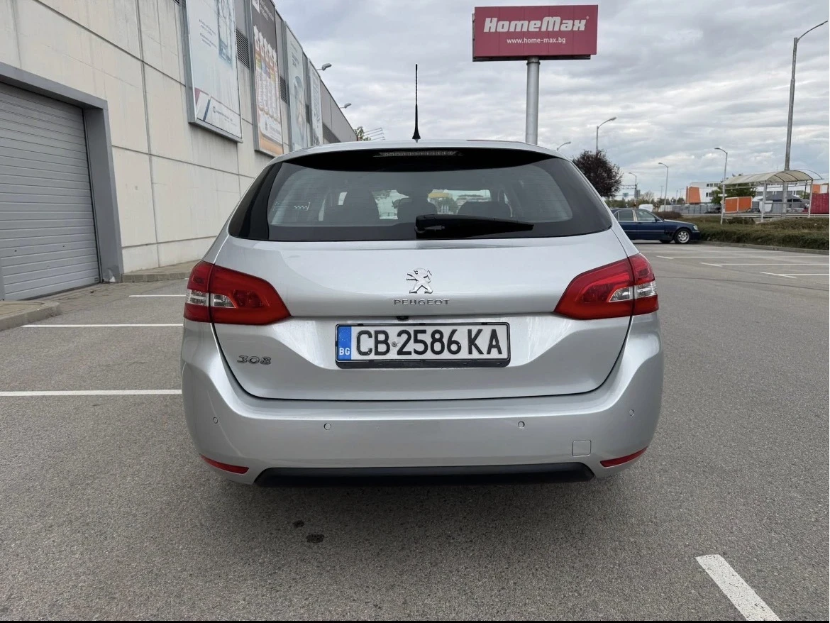 Peugeot 308 1.6 BlueHDi 1560 cm? 125 к.с. - изображение 6 | Auto.bg Peugeot 308 1.6 BlueHDi 1560 cm? 125 к.с. - изображение 6