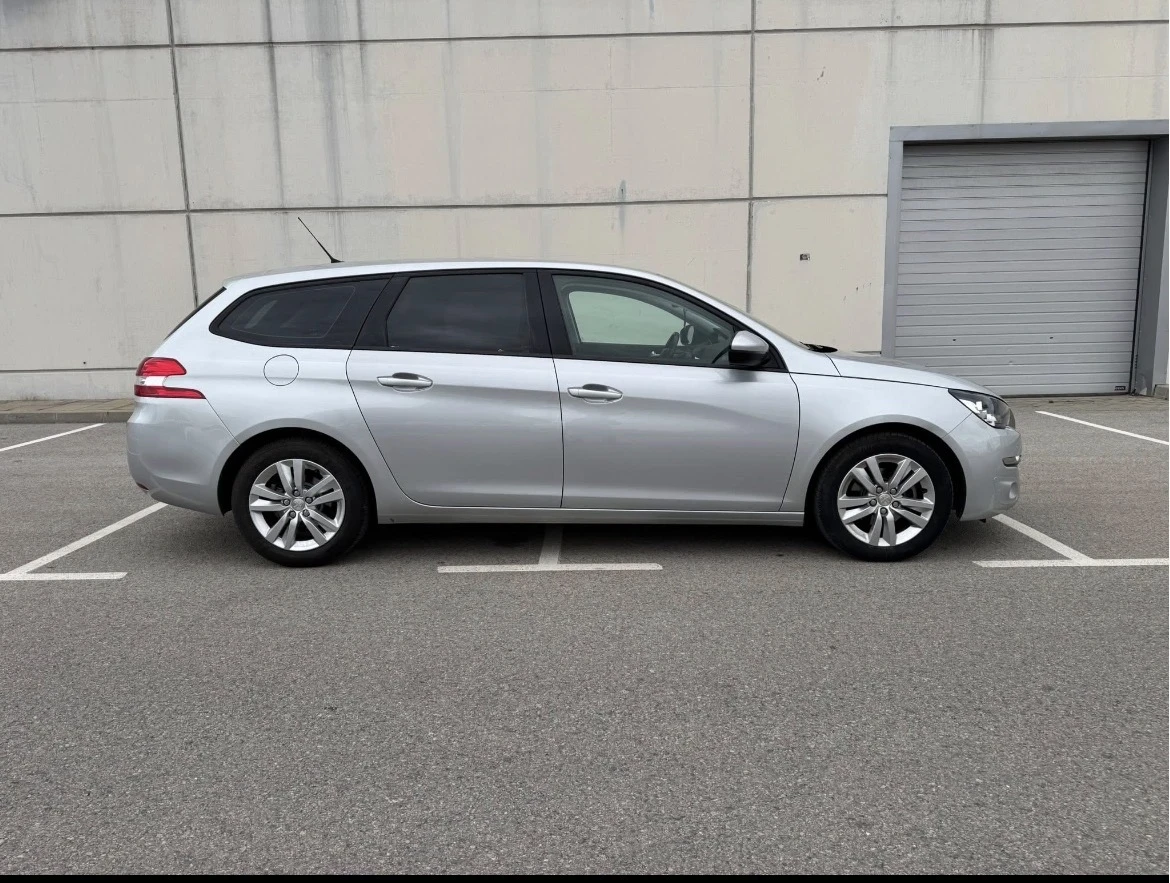 Peugeot 308 1.6 BlueHDi 1560 cm? 125 к.с. - изображение 5 | Auto.bg Peugeot 308 1.6 BlueHDi 1560 cm? 125 к.с. - изображение 5