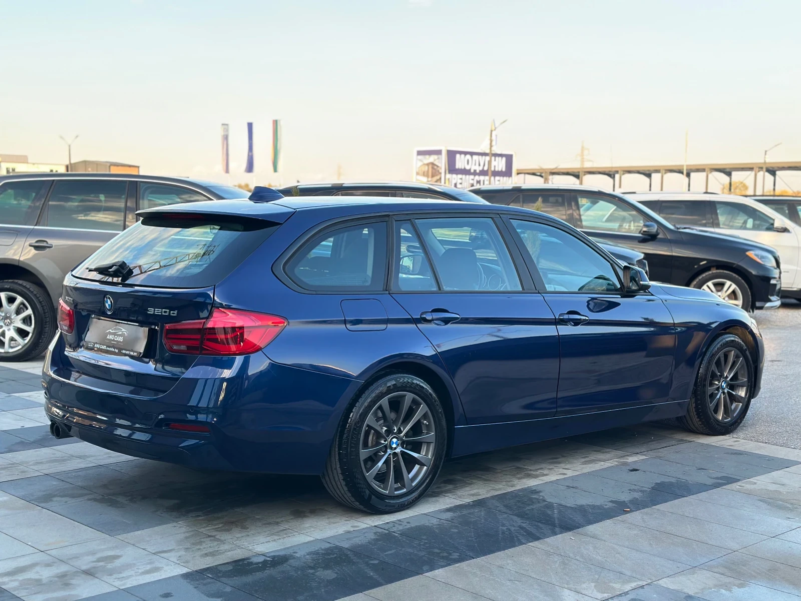 BMW 320 * Facelift* 190к.с.* xDrive* Сервизна История*  - изображение 5 | Auto.bg BMW 320 * Facelift* 190к.с.* xDrive* Сервизна История*  - изображение 5