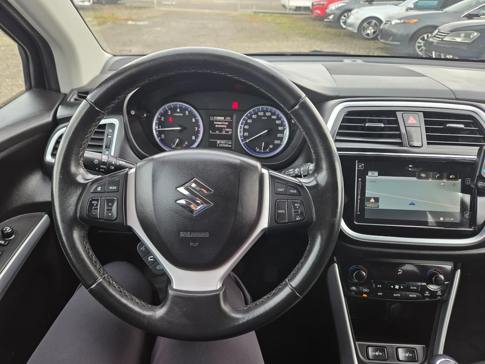 Suzuki SX4 S-Cross 1.4i, 4x4 CH - изображение 8 | Auto.bg Suzuki SX4 S-Cross 1.4i, 4x4 CH - изображение 8