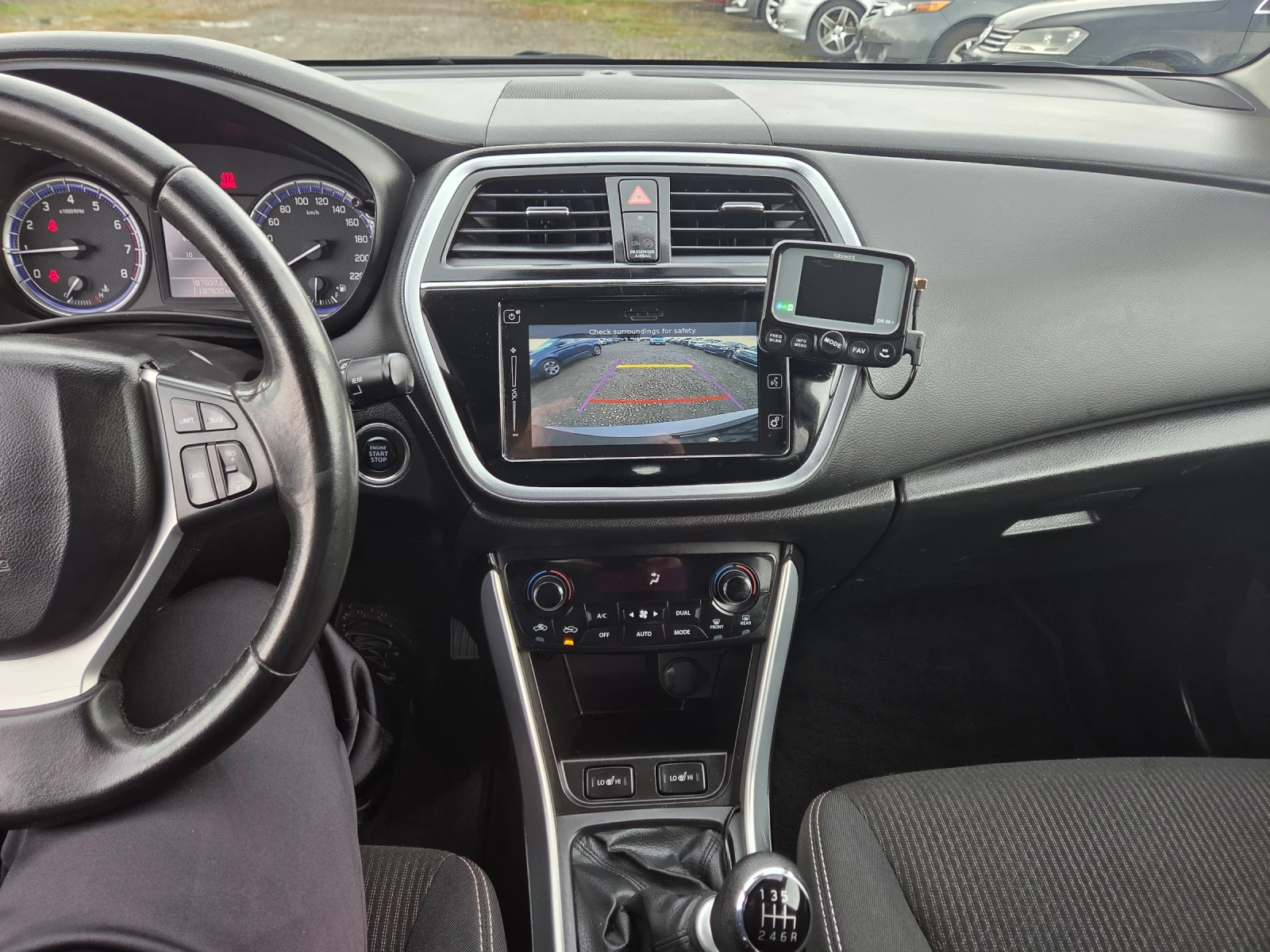 Suzuki SX4 S-Cross 1.4i, 4x4 CH - изображение 10 | Auto.bg Suzuki SX4 S-Cross 1.4i, 4x4 CH - изображение 10