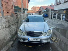 Снимка Mercedes-Benz E 220