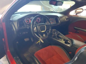 Dodge Challenger 6.2 SRT Hellcat* BREMBO* ПОДГРЕВ* | Auto.bg — изображение 8 Dodge Challenger 6.2 SRT Hellcat* BREMBO* ПОДГРЕВ* | Auto.bg — изображение 8