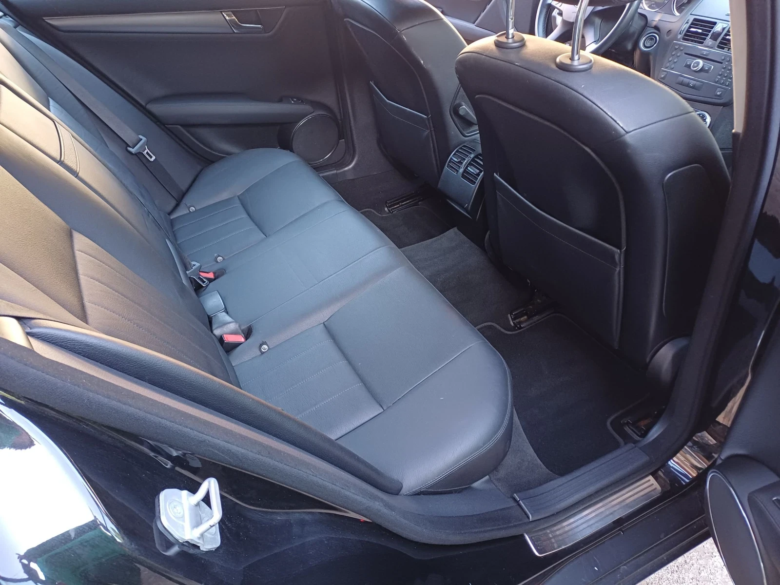 Mercedes-Benz C 220  - изображение 8 | Auto.bg Mercedes-Benz C 220  - изображение 8