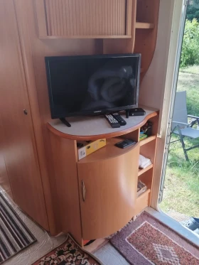 Каравана HYMER / ERIBA Суинг | Auto.bg — изображение 9 Каравана HYMER / ERIBA Суинг | Auto.bg — изображение 9