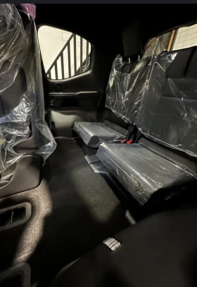 Toyota Land cruiser Налична, 6+ 1 места, регистриран - 115000 € - 79336406 5 | Car24.bg Toyota Land cruiser Налична, 6+ 1 места, регистриран - 115000 € - 79336406 5