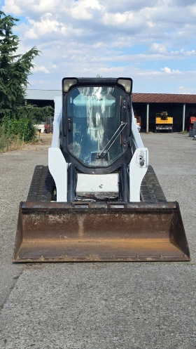 Мини челни товарачи Bobcat T650