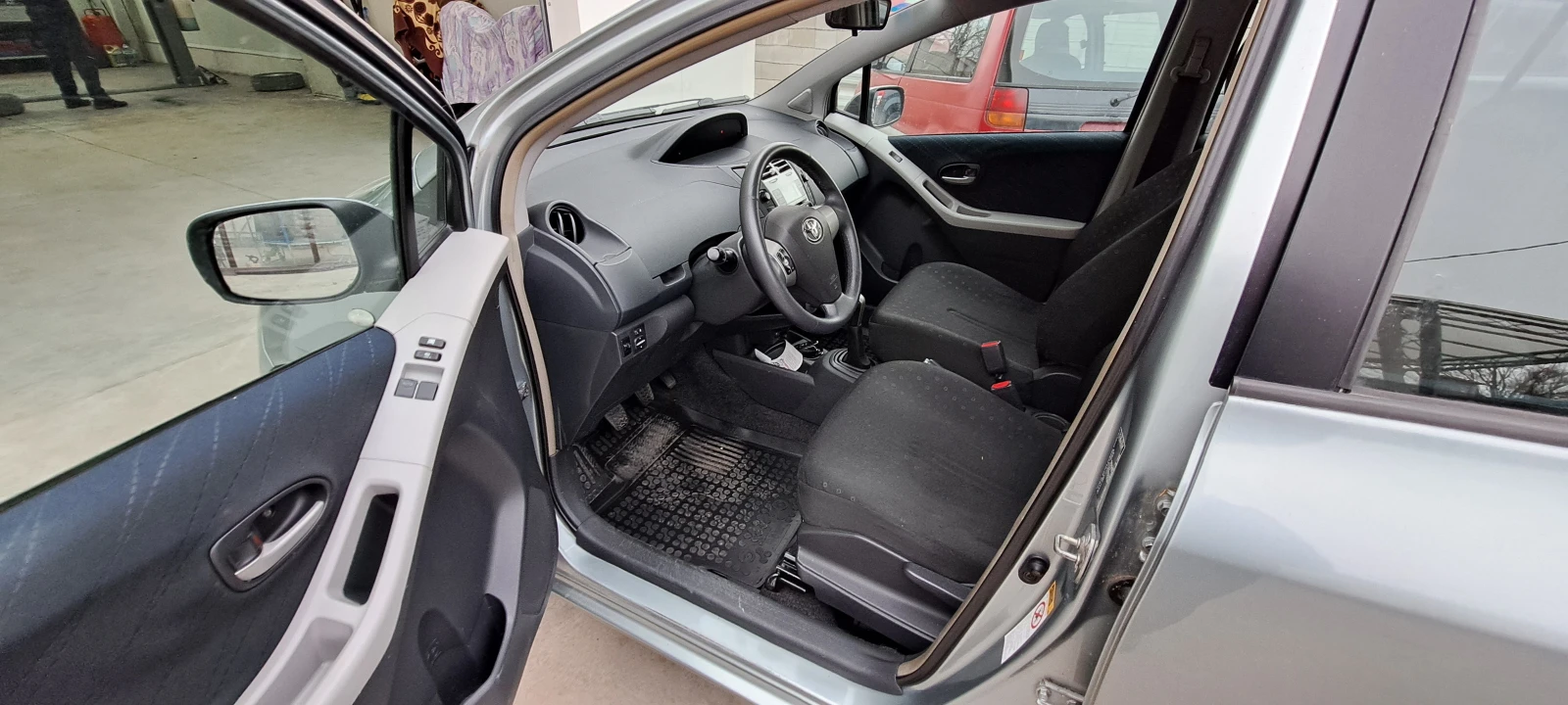 Toyota Yaris 1.3-БЕНЗИН - изображение 9 | Auto.bg Toyota Yaris 1.3-БЕНЗИН - изображение 9